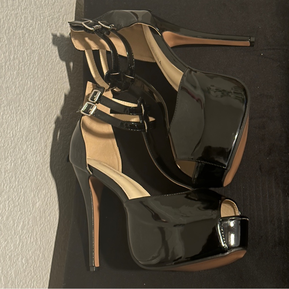 Black peep toe heels 11.5